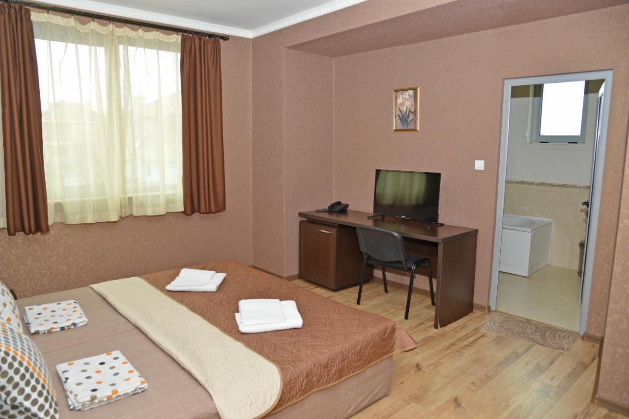 Dream Hotel Sliven Buitenkant foto