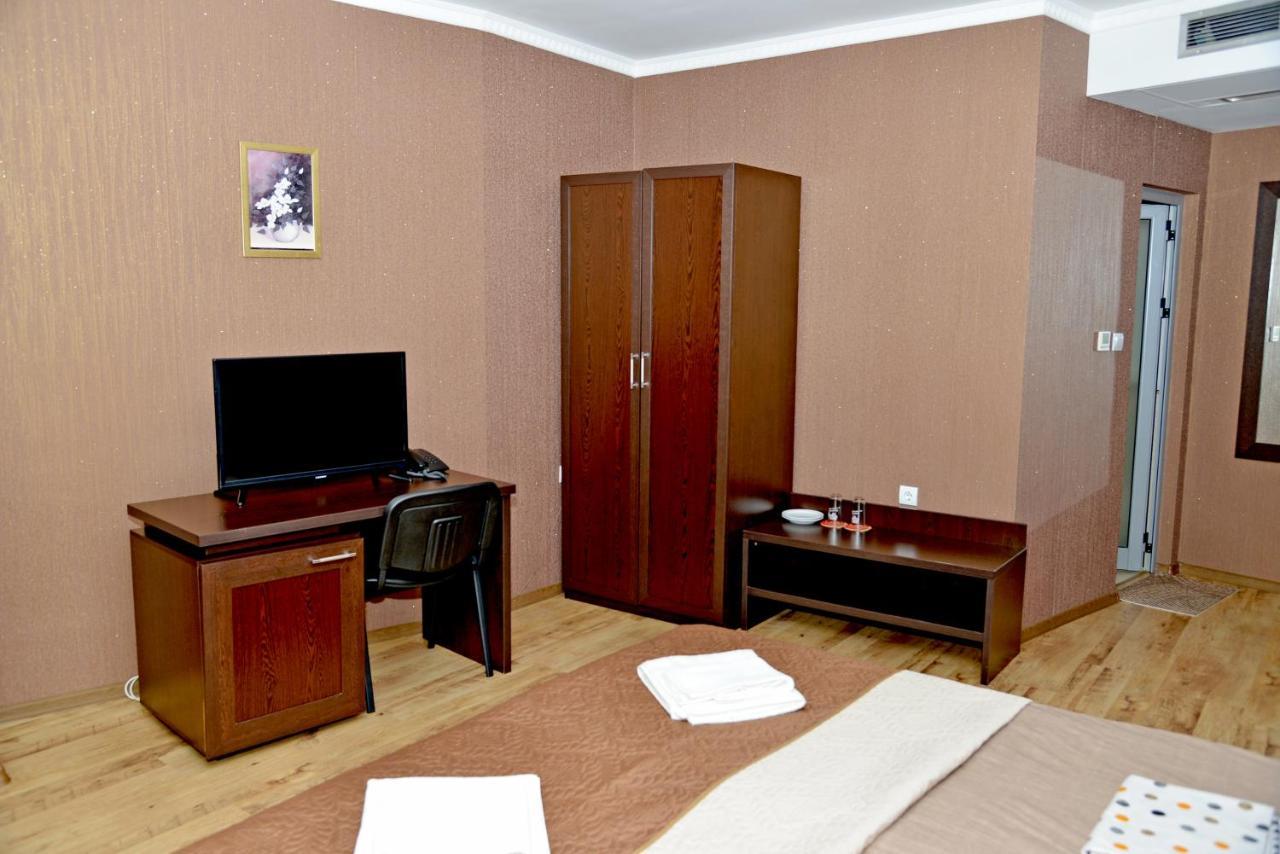Dream Hotel Sliven Buitenkant foto