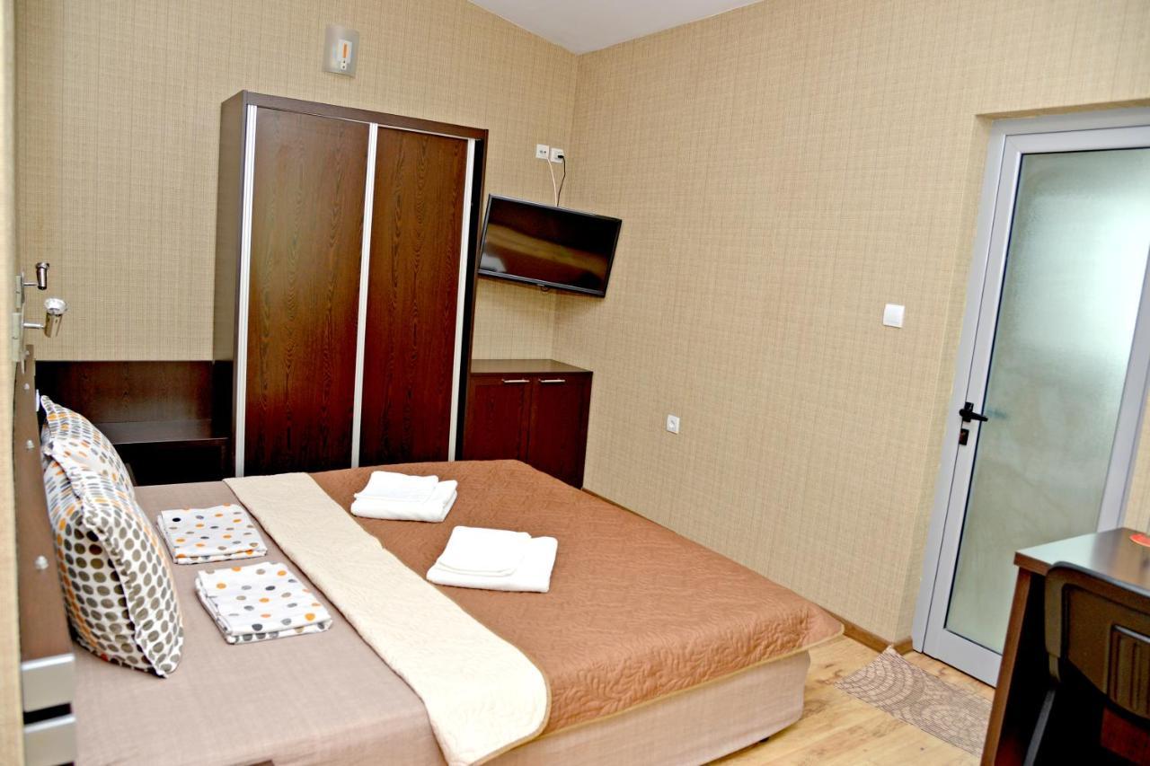 Dream Hotel Sliven Buitenkant foto